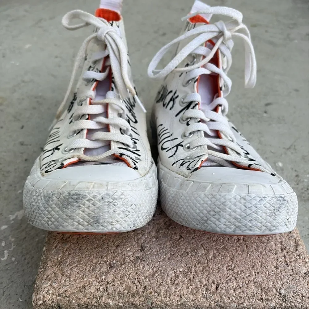 Converse High-Top Sneakers with Graphic Text UNT1TL3D